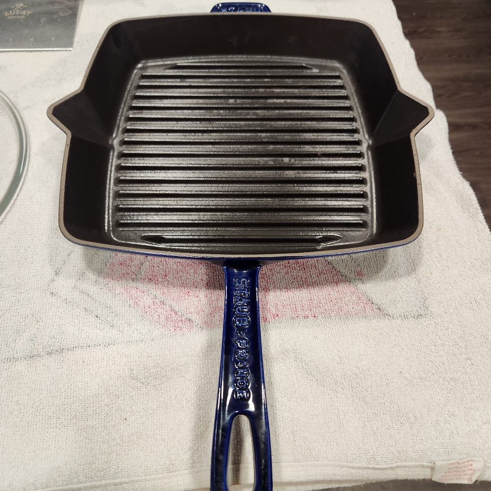 12 x 12 Blue Staub Cast Iron Grill Pan *CRACKED*